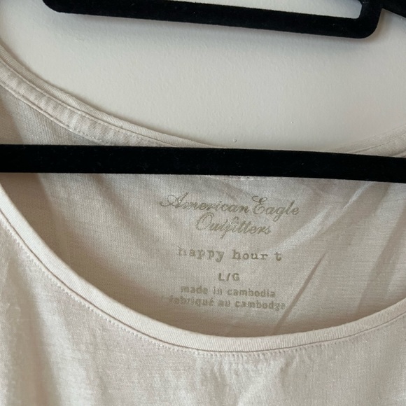 American Eagle Outfitter Cream Top with Frills on Back - Picture 3 of 4